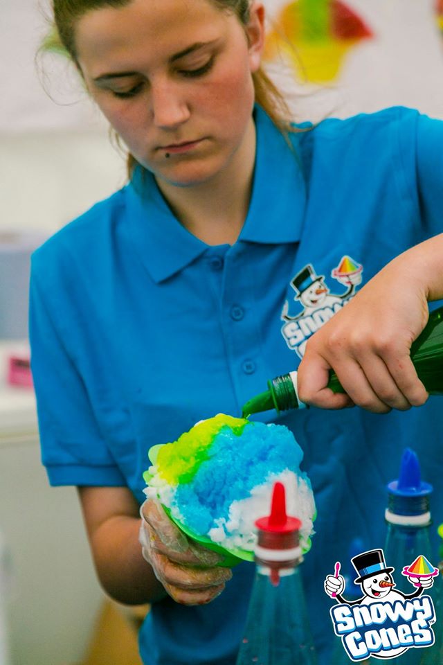 "Video" How to Pour Flavours on Snowycones Flower Cup Snow cone